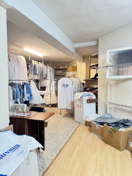 Foto 699f683e-ede4-4ac3-a313-2ff84474b8f5. Local comercial a calle cabruñana 2 a Centro Avilés