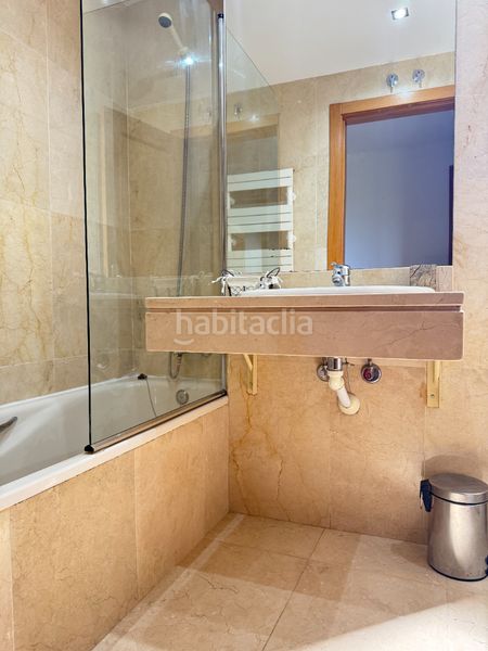 Foto ca1666bf-7a7a-46db-baf5-e6e44a9f6a9c. Pis amb calefacció aparcament a Jardín de Cantos - El Nodo Avilés