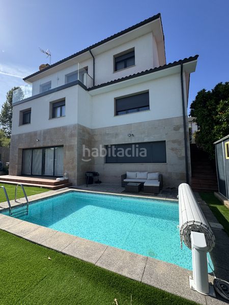 Foto 3ca17050-97cd-4326-9d3b-7e576afecc27. Xalet a calle somaly man 25 a El Carbayedo - El Quirinal Avilés