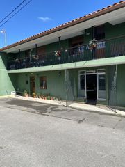 Lloguer Local Comercial a Calle el campo 22. Bar con terreza y jardin