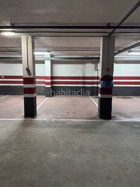 Foto 41b73769-0be9-495b-8153-863a46a48cf5. Aparcament cotxe a avenida telares 38 a Centro Avilés