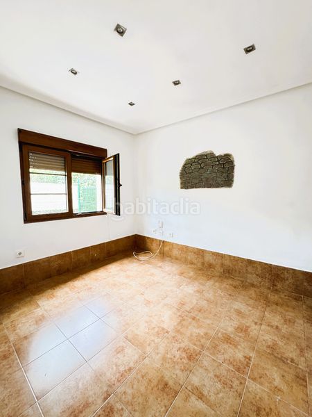 Foto 22319f13-dbaf-43e1-87d9-7cb642dc57c6. Casa a lugar folleca 23 a Jardín de Cantos - El Nodo Avilés