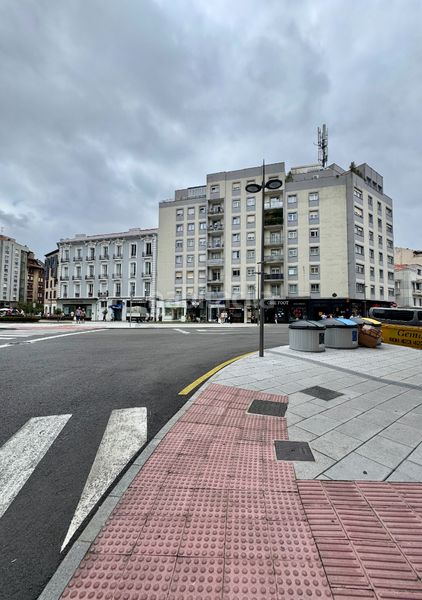 Foto f7787755-c709-4bb6-b101-2dd149494c86. Pis a plaza merced 6 a Centro Avilés