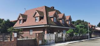 Xalet en Salinas. Chalet en venta en salinas - castrilln - asturias