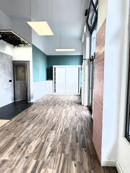 Foto c745f0db-bd1d-42cd-a780-0ee76763494d. Affitto locale commerciale in calle josé cueto 44 in Avilés