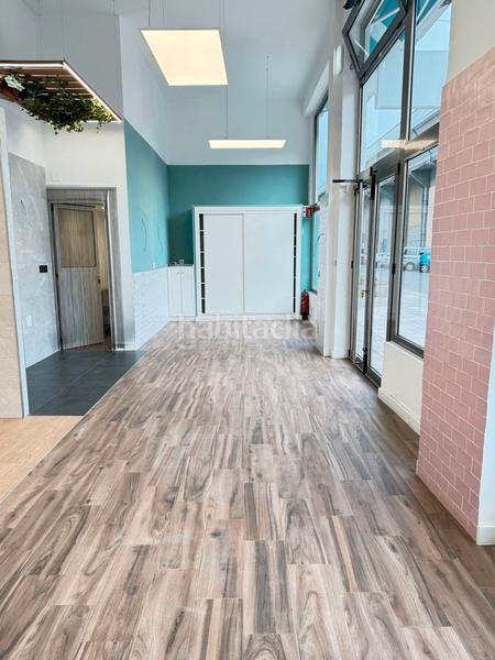 Foto b850703f-87fa-4d98-ad11-f6727b6b44f9. Location local commercial dans calle josé cueto 44 dans Avilés