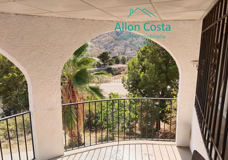 Foto e85599e6-9722-4ae5-82fd-303bca1885eb. Casa se vende chalet y local comercial en Orxeta