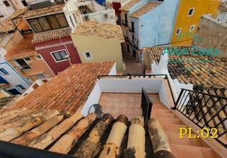 Edifici a Platja de Vila Joiosa. Se vende edificio de lote de 3 apartamentos individuales