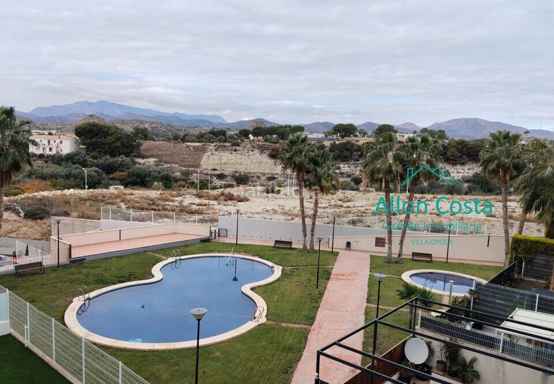 Foto 97befa61-e6e6-4692-a754-1b60585a8f30. Pis amb piscina a Plans-Gasparot Vila Joiosa (la)