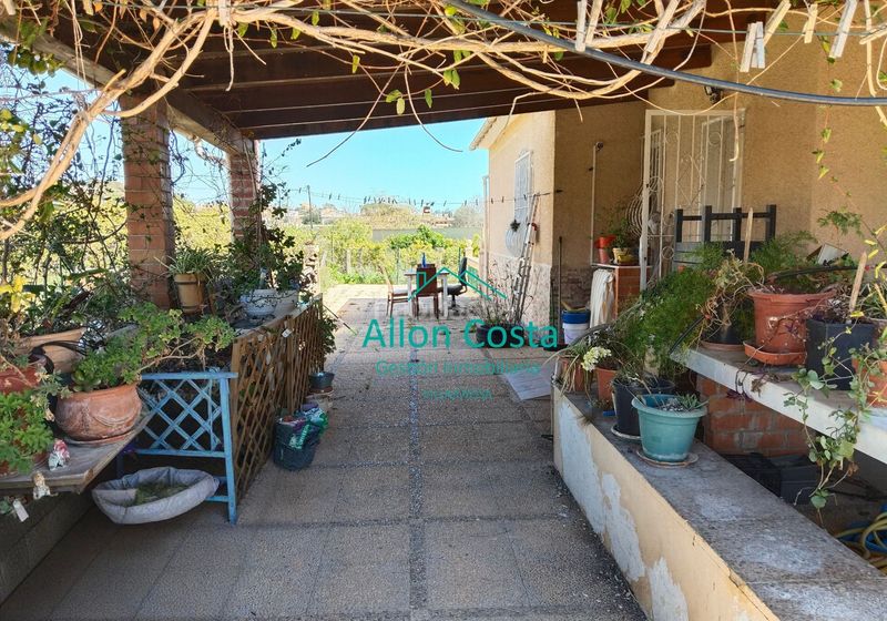 Foto 7914420e-86d3-41a7-b30e-3fc460d4bd21. Casa amb piscina a El Secanet-Hacienda del Sol Vila Joiosa (la)