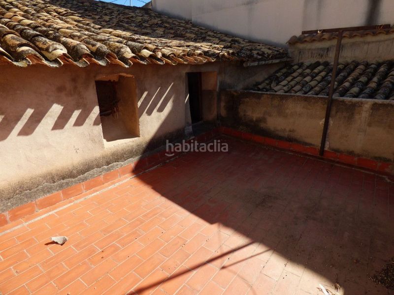 Foto e5867ffc-21c6-4f77-8e41-ce6a9308a355. Casa adossada a Relleu