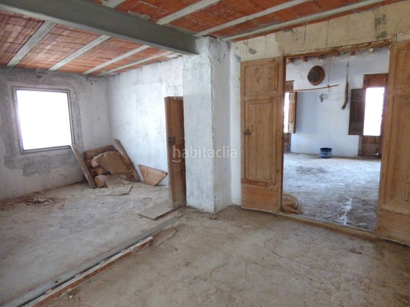 Foto 05de104e-35e6-403d-8b42-caa601a6ec32. Casa adossada a Relleu