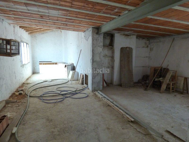 Foto ccb20bf6-0d83-4fe1-92a4-3ad2fa06db77. Casa adossada a Relleu