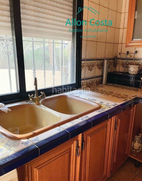 Foto a95b9b8c-9449-4cfe-b96b-227012f82564. Casa amb piscina a Relleu
