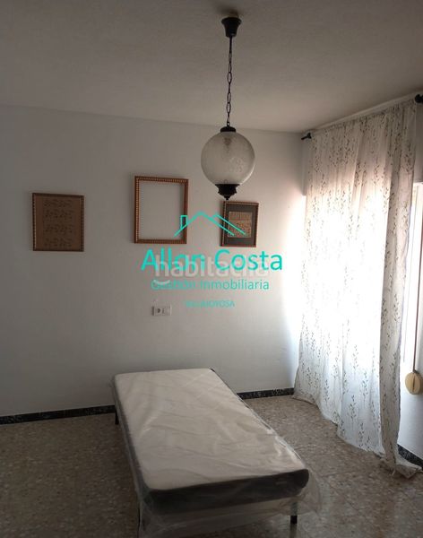 Foto 7b3d856e-d4d9-4857-b254-111fe4684765. Pis a Centro Urbano Vila Joiosa (la)
