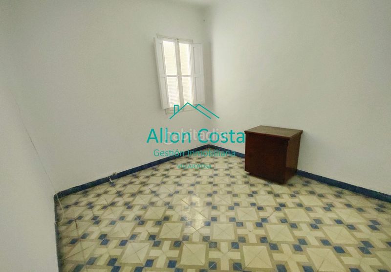 Foto a977af29-e0f3-46a2-b007-01edcc595f94. Pis a Centro Urbano Vila Joiosa (la)