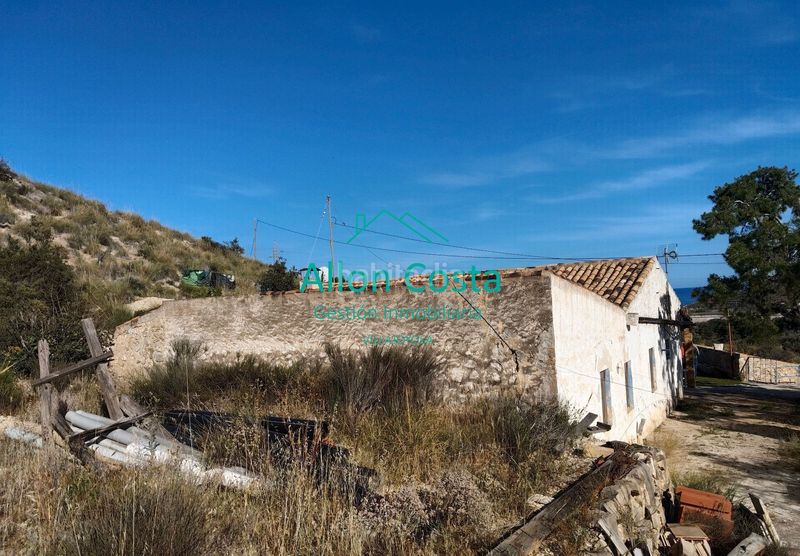 Foto 5854eb7c-3d67-43a9-abf5-454cb2320ec8. Masia a Pueblo Acantilado-Lanuza Campello (el)
