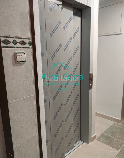Foto dd9f9726-b6f4-49fc-b30e-6490ff3da3d3. Pis a Centro Urbano Vila Joiosa (la)