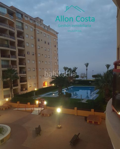 Foto a70b9516-826d-4a3c-8b12-9b0de6e80eee. Pis amb piscina a Platja de Torres Vila Joiosa (la)