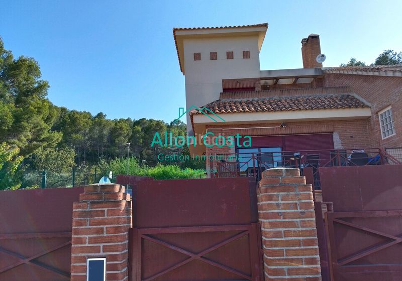Foto d93500ee-6e4a-4a02-9e24-f31493dbee8d. Casa amb calefacció piscina a El Tossal-Bello Horizonte Nucia (la)
