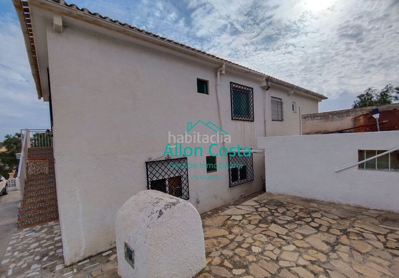 Foto 269072bd-c9af-486d-81ee-9454d93028fe. Casa adossada a Pueblo Acantilado-Lanuza Campello (el)