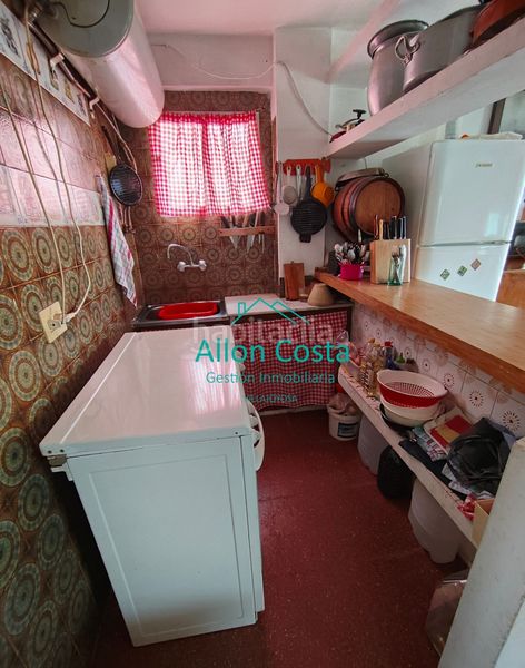 Foto 726511d8-6394-4598-862e-772a7605c7df. Casa adossada a Pueblo Acantilado-Lanuza Campello (el)