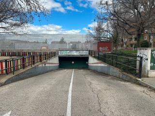 Parking coche en La Poveda. Plaza de garajae en venta, urbanizacion estrella de oriente