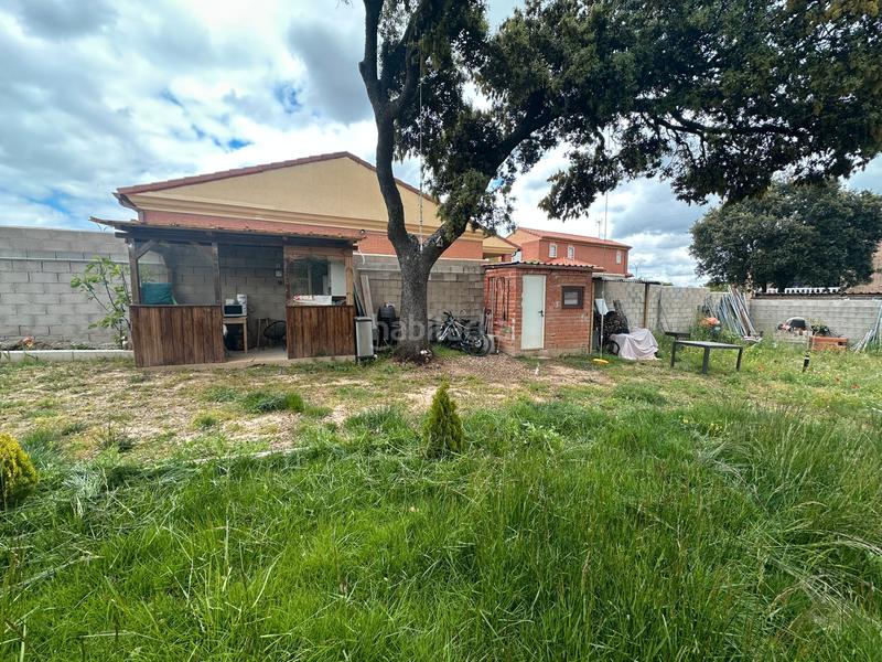 Foto 7d9147e6-f1a0-481a-b861-0b5a2a9d9748. Terreny residencial a Chiloeches