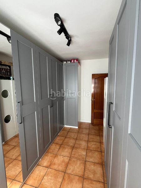 Foto cc8f2abb-4379-417d-b258-89d6ac22f46e. Casa amb xemeneia calefacció a Tielmes