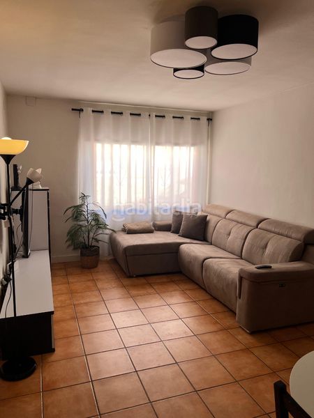 Foto d01f7f40-814d-4044-b82d-423ad2fc4b00. Casa amb xemeneia calefacció a Tielmes