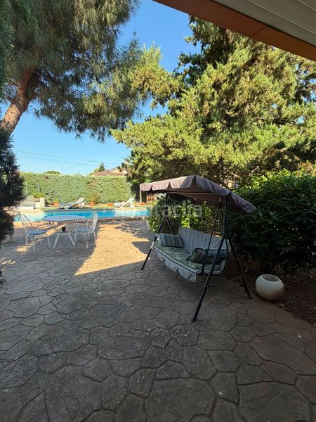 Foto 1a7926c1-58cc-4998-9343-606cf0558966. Casa amb xemeneia calefacció aparcament piscina a Nuevo Baztán