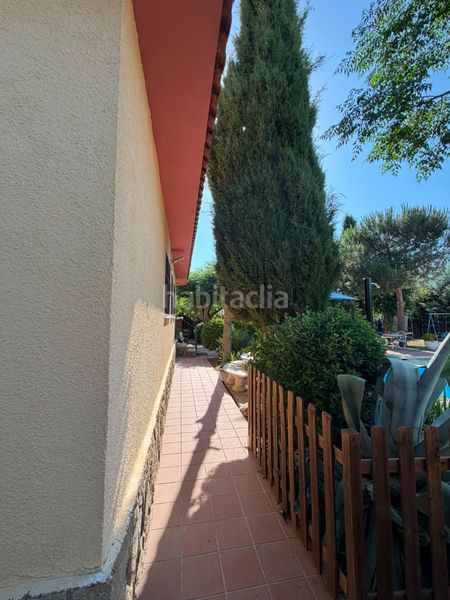 Foto 7d8f9692-09d1-4667-8cb2-c071ff101152. Casa amb xemeneia calefacció aparcament piscina a Nuevo Baztán