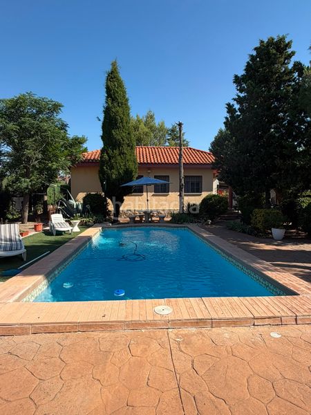 Foto ee5d018f-bb11-4812-81c5-b8e4398dbda3. Casa amb xemeneia calefacció aparcament piscina a Nuevo Baztán