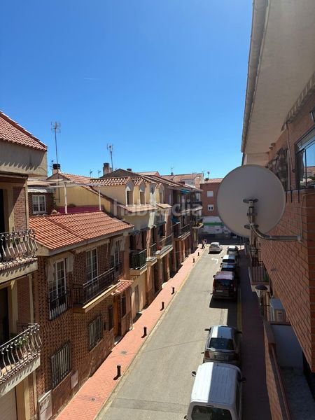Foto fd5fb3b5-f872-4258-b865-02fb19e33f8e. Dúplex amb calefacció a Velilla de San Antonio