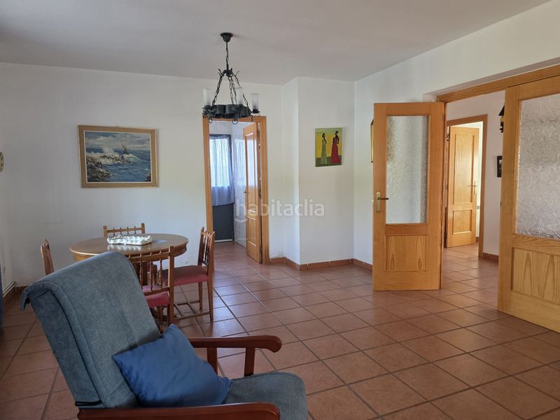 Foto bf2741a6-bea5-4a4b-85d5-4775e2ea1c70. Casa amb xemeneia calefacció aparcament piscina a Illana