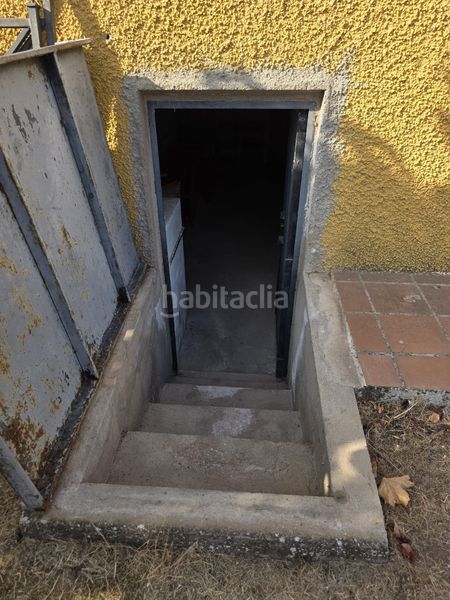 Foto c0f57f17-df37-4b9f-9547-8fb4352c6bac. Casa amb xemeneia calefacció aparcament piscina a Illana