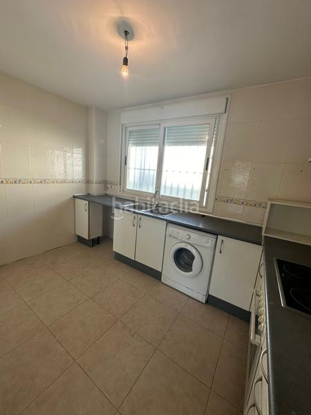 Foto 01efff7c-34b4-45cc-9493-f54fd7a3133b. Alquiler piso oprtunidad piso en venta zona residencial en Villalbilla