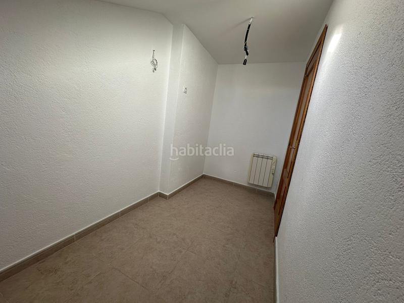 Foto 3e3fba6a-84db-4817-8507-6a00c65b923e. Alquiler piso oprtunidad piso en venta zona residencial en Villalbilla