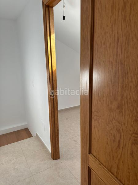 Foto b01bd486-77eb-4976-bf5e-227474644944. Alquiler piso oprtunidad piso en venta zona residencial en Villalbilla