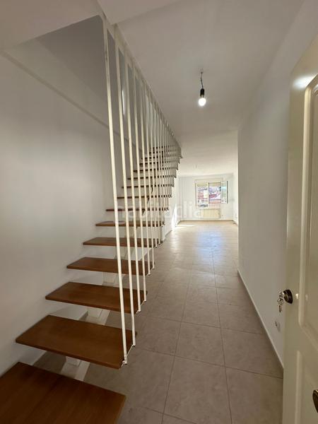 Foto b75f685b-0a54-4cb8-a2c9-7cfb80adf140. Alquiler piso oprtunidad piso en venta zona residencial en Villalbilla