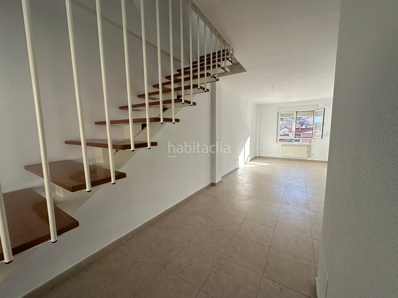 Foto 2c3ba53e-09d3-487e-bda9-03d77d9d432a. Location appartement avec chauffage parking dans Villalbilla pueblo Villalbilla