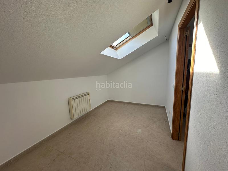 Foto 5ad8fba5-31a7-4d5d-9822-1a4fd1adbb80. Miete etagenwohnung mit heizung parking in Villalbilla pueblo Villalbilla