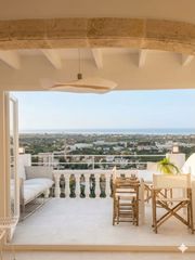 Dúplex a La Pedrera-Vessanes. Duplex amplio y luminoso con vistas al mar