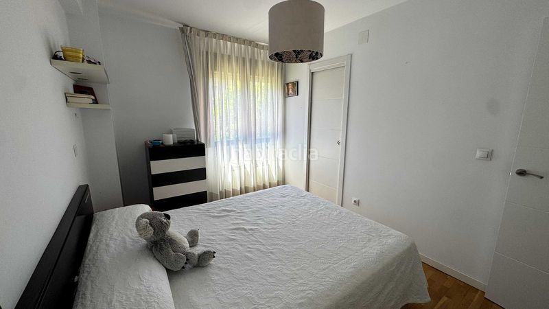 Foto d8c8d68b-2bdb-4895-b89d-3d01e3491533. Pis amb calefacció aparcament piscina a Peñagrande Madrid