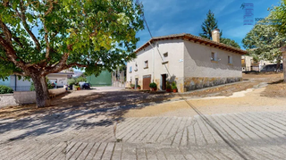 Casa  N/a. Gran casa de pueblo