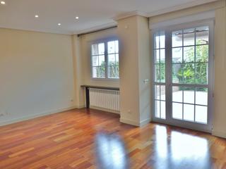 Casa adossada a Norte. ¡tu  hogar en pozuelo de alarcón te está esperando!