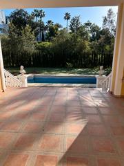 Chalet in Urbanización las chapas 123