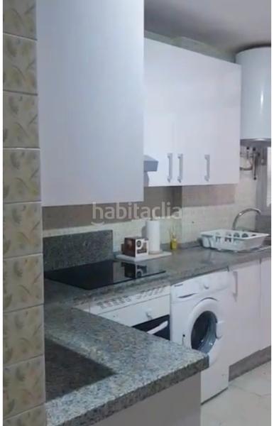 Foto 7a779e97-7f59-4756-b54b-354ca6e320af. Alquiler piso en avenida de barcelona 30 piso de 5 dormitorios en avenida barcelona para estudiantes curso escolar completo en Málaga