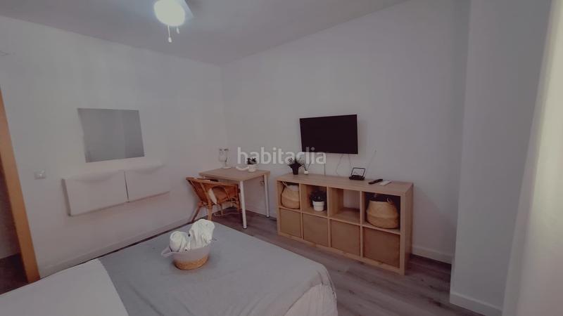 Foto 91e80ee9-7133-4f93-8f0d-960914c43a29. Alquiler piso en avenida de barcelona 30 piso de 5 dormitorios en avenida barcelona para estudiantes curso escolar completo en Málaga