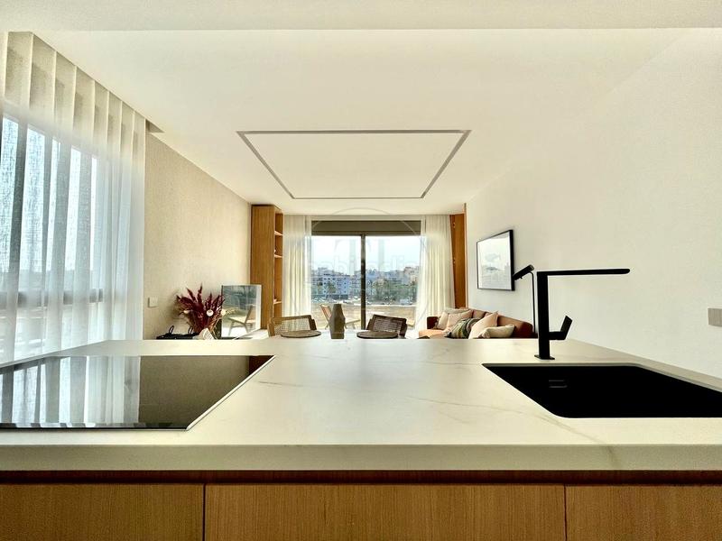 Foto 2244dfef-95ab-4175-ab93-ca5acc2ac48e. Location appartement avec parking piscine dans S´Eixample-Can Misses Ibiza